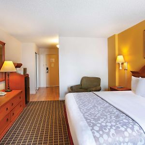 King Room Mobility Hearing Impaired Access or Non-Smoking